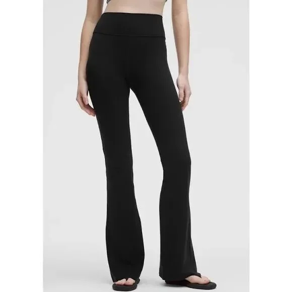 Lululemon Black Groove Flare Yoga Pants 8 - Picture 1 of 5